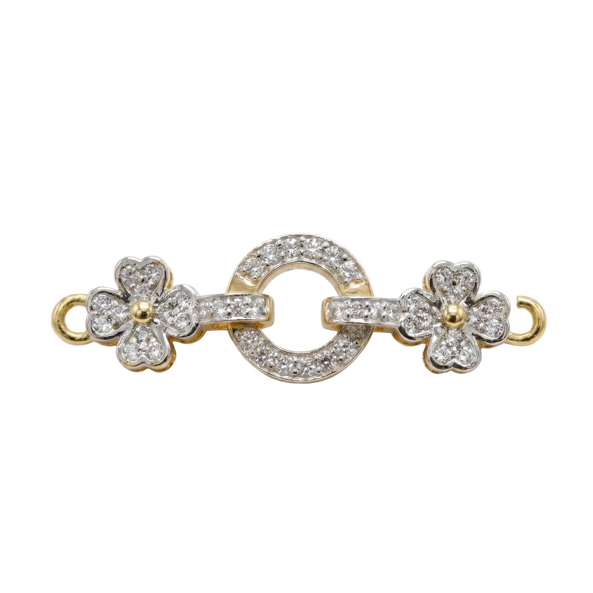 The Eternal Clover Link Pendan